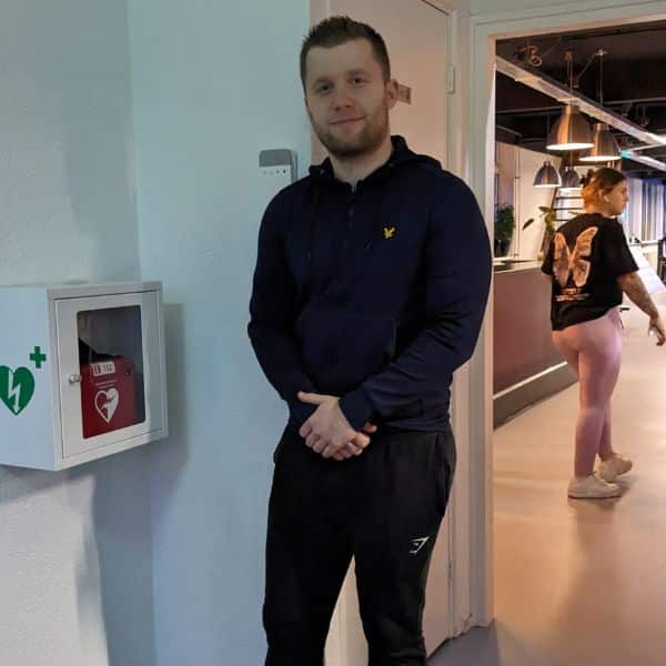 Customer with Philips AED